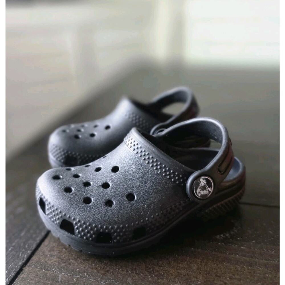 CROCS Toddlers Classic Clogs Black C6 Beach Unisex Swim Shoes Cleaned